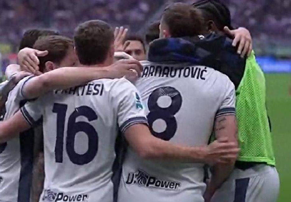 国米3-1大胜冲击三冠王：欧冠淘汰赛对拜仁不输即晋级四强